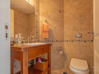 Foto 35 de Casa al lago en venta en Los Castores