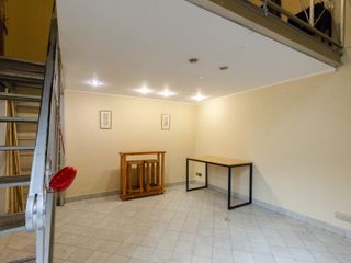 Foto 26 de Venta - 7 Amb/ Centro - Neoclásico