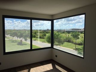 Foto 12 de VENTA CASA 4 AMB Y DEP - VISTAS - PUERTOS DEL LAGO