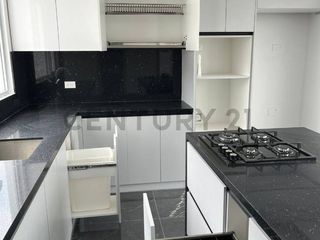 Foto 6 de Amplia Casa Moderna en Conjunto Privado – Valle de Los Chillos