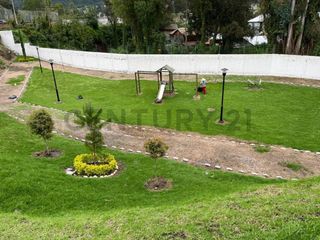 Foto 17 de Amplia Casa Moderna en Conjunto Privado – Valle de Los Chillos