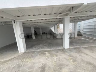 Foto 13 de Amplia Casa Moderna en Conjunto Privado – Valle de Los Chillos