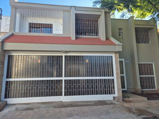 Foto 2 de ALQUILER CASA EN GODOY CRUZ