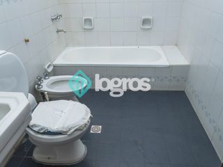 Foto 20 de PH en venta de 4 dormitorios c/ cochera en Centro