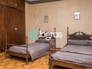 Foto 24 de PH en venta de 4 dormitorios c/ cochera en Centro