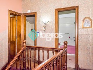 Foto 8 de PH en venta de 4 dormitorios c/ cochera en Centro