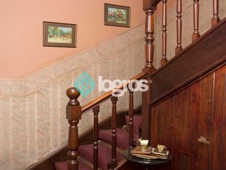 Foto 5 de PH en venta de 4 dormitorios c/ cochera en Centro