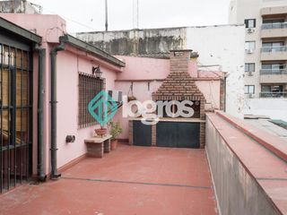 Foto 43 de PH en venta de 4 dormitorios c/ cochera en Centro