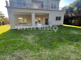 Foto 1 de Casa en Alquiler en San Francisco, Villanueva, Tigre, G.B.A. Zona Norte, Argentina