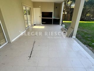 Foto 2 de Casa en Alquiler en San Francisco, Villanueva, Tigre, G.B.A. Zona Norte, Argentina