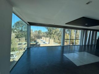 Foto 4 de Oficina en  ALQUILER sobre Av Recta Martinoli