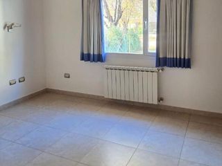 Foto 4 de Casa en  alquiler