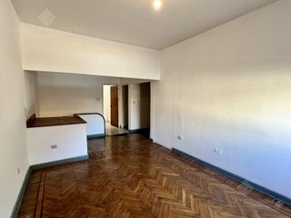 Foto 4 de Único depto fte. a la estación - Vta. Dta. - Apto Crédito!!!