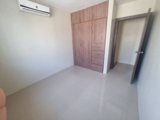 Foto 7 de Casa en venta en La Martina, Duran  GenF