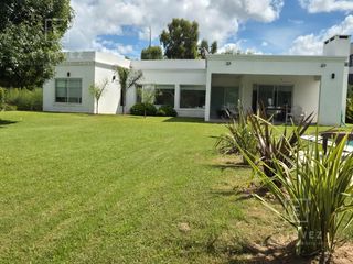 Foto 4 de Casa en venta, vista a laguna. Barrio Cerrado San Matías, Escobar