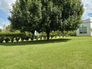 Foto 6 de Casa en venta, vista a laguna. Barrio Cerrado San Matías, Escobar