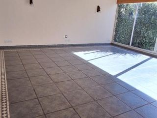 Foto 54 de Sensacional casa en echesortu 5 dormitorios cocheras piscina quincho jardin!