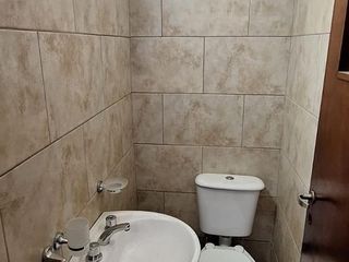 Foto 67 de Sensacional casa en echesortu 5 dormitorios cocheras piscina quincho jardin!