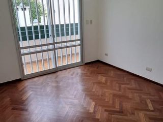 Foto 47 de Sensacional casa en echesortu 5 dormitorios cocheras piscina quincho jardin!