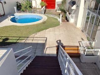 Foto 71 de Sensacional casa en echesortu 5 dormitorios cocheras piscina quincho jardin!