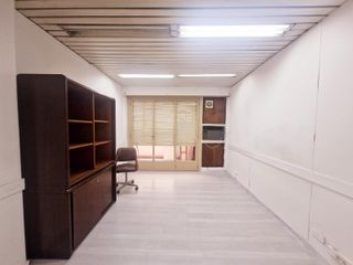 Foto 9 de Oportunidad, planta completa para remodelar