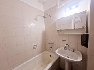 Foto 12 de Oportunidad, planta completa para remodelar