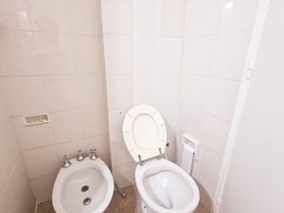 Foto 13 de Oportunidad, planta completa para remodelar