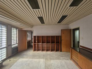 Foto 15 de Oportunidad, planta completa para remodelar