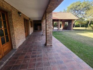 Foto 24 de Casa de Una Planta 2119 m2 de terreno, 4 dormitorios Las Delicias