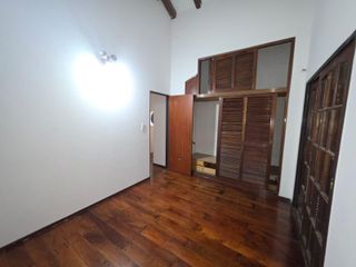 Foto 31 de Alquiler- Casa - Cocheras - Alberdi- Rosario