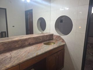 Foto 27 de Alquiler- Casa - Cocheras - Alberdi- Rosario