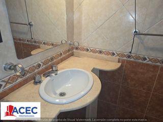 Foto 17 de Alquiler- Casa - Cocheras - Alberdi- Rosario