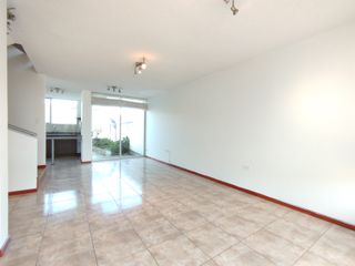 Foto 2 de Renta casa en Sangolquí, 200 m2 3 dormitorios