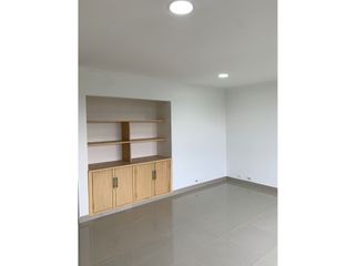 Foto 7 de Oportunidad única Apartamento en venta en Ciudad Jardín  Piso 4