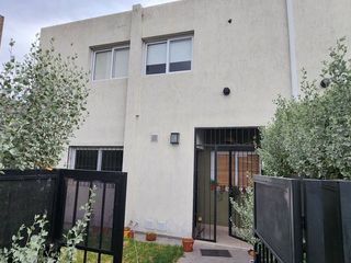 Foto 4 de alquiler duplex frente dalvian 2 dormi+cochera