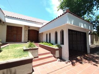 Foto 1 de CASA EN VENTA GRAL. SAN MARTÍN