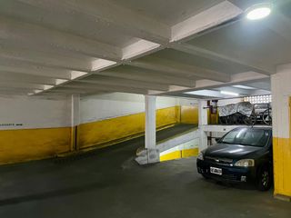 Foto 6 de VENTA COCHERA CUBIERTA 2°PISO EN COLEGIALES