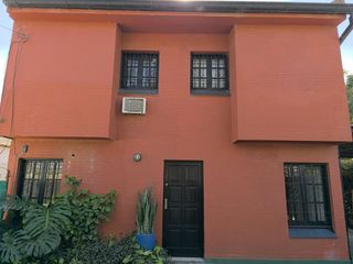 Foto 2 de ALQUILER - YERBA BUENA -  CASA EN ESQUINA -