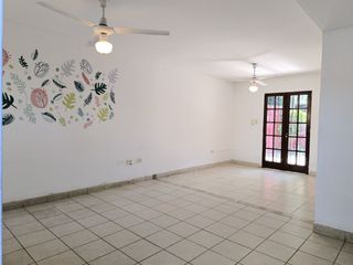 Foto 8 de ALQUILER - YERBA BUENA -  CASA EN ESQUINA -