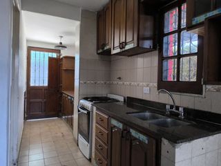 Foto 10 de ALQUILER - YERBA BUENA -  CASA EN ESQUINA -