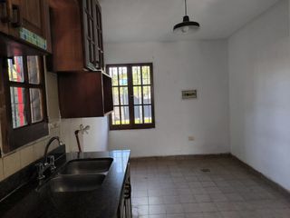 Foto 11 de ALQUILER - YERBA BUENA -  CASA EN ESQUINA -