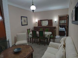 Foto 3 de Venta de casa 2 pisos barrio centro