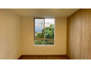 Foto 17 de Extraordinario apartamento esquinera con vista al bosque en Sierra Viento Conjunto Residencial con 3 alcobas y 2 parqueaderos. Cerritos. Galicia.