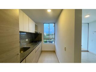 Foto 3 de Extraordinario apartamento esquinera con vista al bosque en Sierra Viento Conjunto Residencial con 3 alcobas y 2 parqueaderos. Cerritos. Galicia.