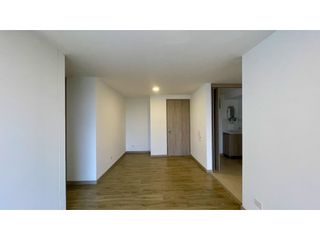 Foto 2 de Extraordinario apartamento esquinera con vista al bosque en Sierra Viento Conjunto Residencial con 3 alcobas y 2 parqueaderos. Cerritos. Galicia.