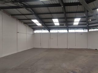 Foto 5 de Galpón en ALQUILER - 800m2 - INDUSTRIAL - SECTOR CRISTIANIA