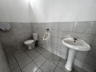 Foto 5 de ALQUILER DE OFICINA, AL COSTADO DEL AEROPUERTO