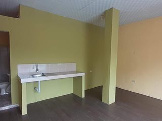 Foto 4 de Local Comercial en Ernesto Alban y Pasaje 1SO Cdla. del Maestro  EliC