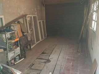 Foto 45 de Venta Casa en esquina const. sobre 2 lotes amplio fondo libre - Llavallol