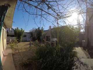 Foto 43 de Venta Casa en esquina const. sobre 2 lotes amplio fondo libre - Llavallol